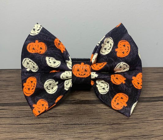 Jack-O-Lantern Bow tie