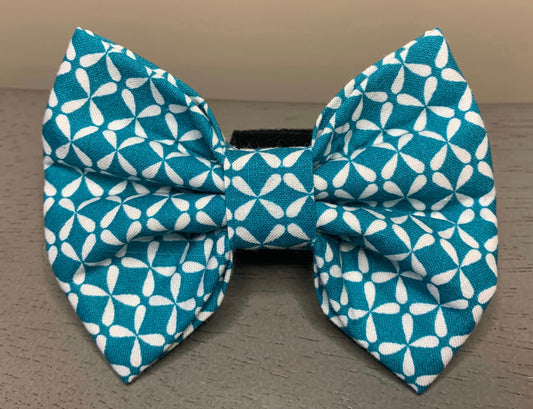 Turquoise & White Geometric Bow tie