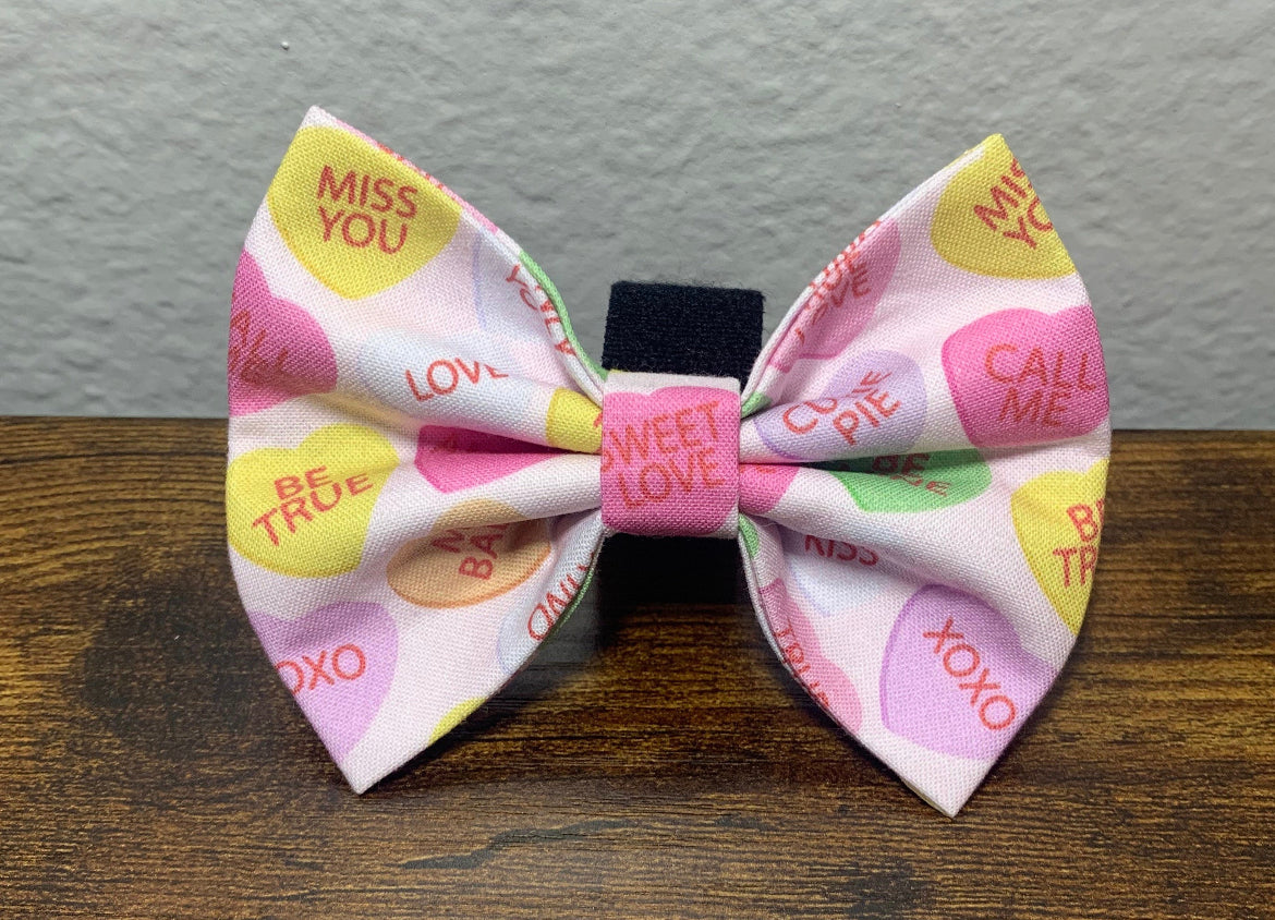 Candy Hearts Bow tie