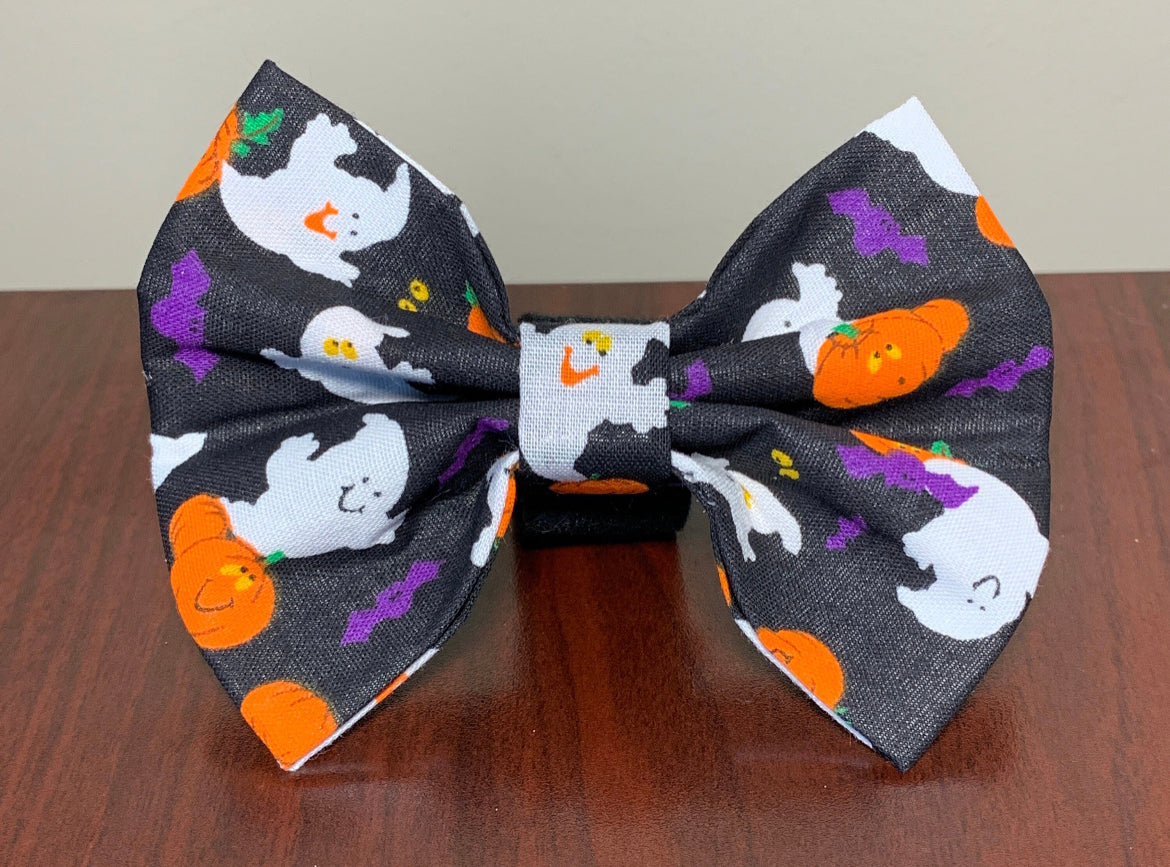 Friendly Ghost Bow tie