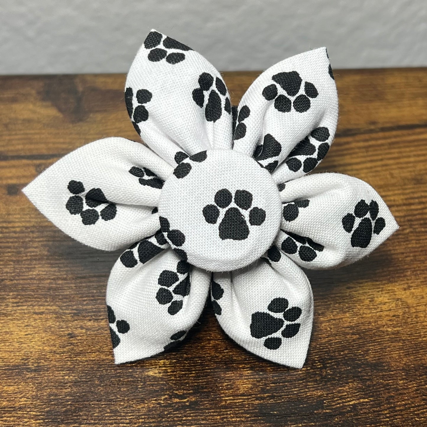 Paw Print Flower